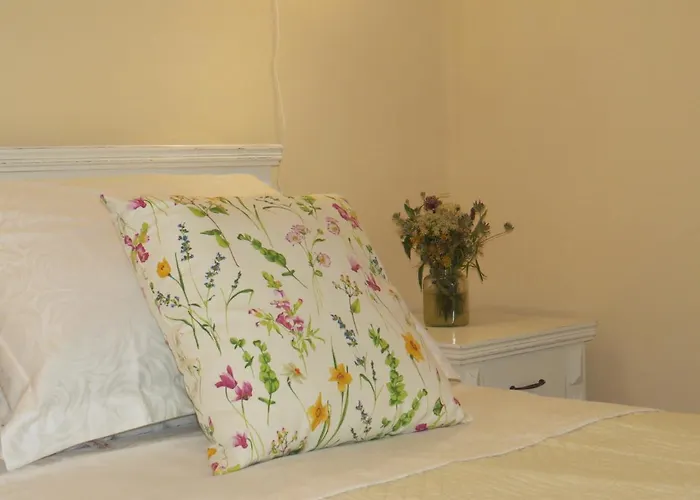 Sandra Villa Lumbarda